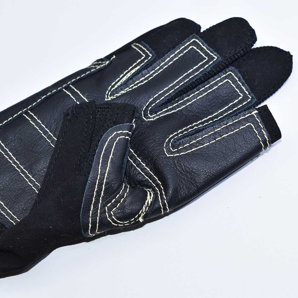 Climbing Gloves (2 half fingers)
